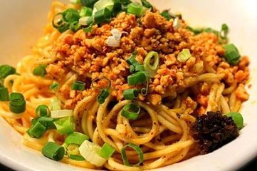 陜西面食好吃的訣竅在這，油潑辣子做的好，面食咋做都好吃！