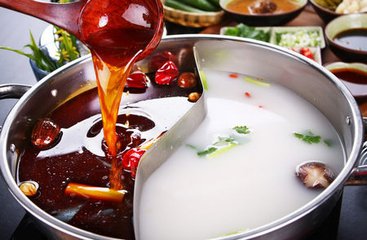 誰說夏季不宜吃火鍋？是燥濕養(yǎng)陽的好方式