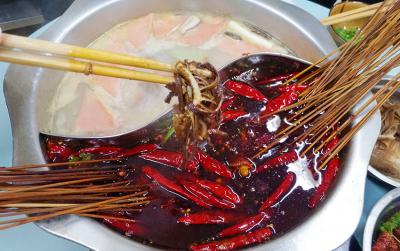 串串香與麻辣燙區別你知道嗎？
