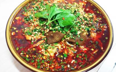 成都學習冒菜底料技術哪里好？掌握醬料技術