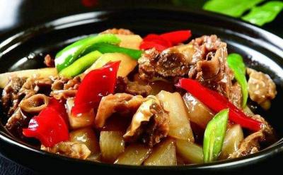 特色砂鍋菜技術培訓多少錢？辣椒醬的制作