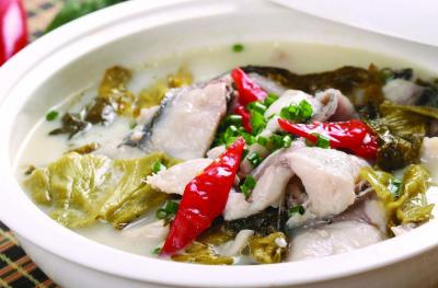 四川酸菜魚(yú)做法培訓(xùn)哪里好？開(kāi)店指導(dǎo)流程講解