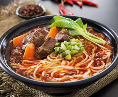 重慶小面技術(shù)培訓(xùn)學(xué)費(fèi)需要多少錢？