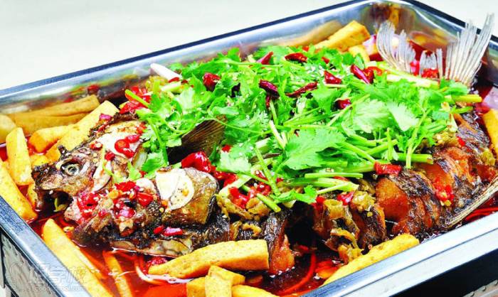 成都烤魚培訓(xùn)學(xué)校哪家好？培訓(xùn)專業(yè)烤魚班哪家好？